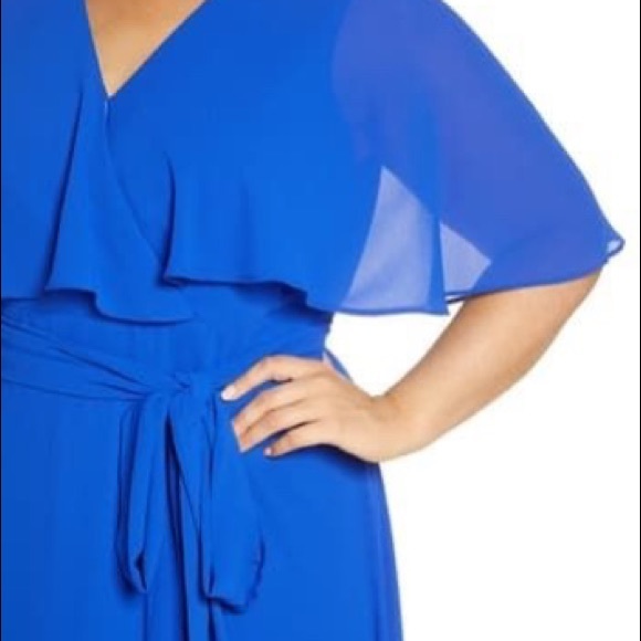 Vince Camuto V-Neck Faux Wrap Maxi Dress - Picture 12 of 12